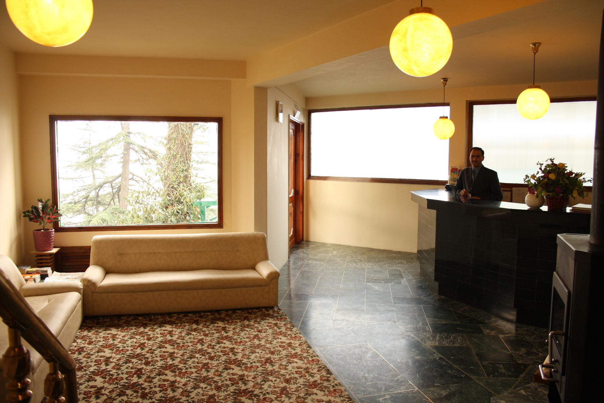 Honeymoon Inn Masuri Exterior foto